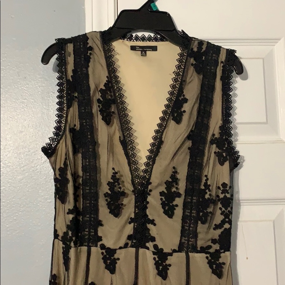 Precious black lace dress with nude lining